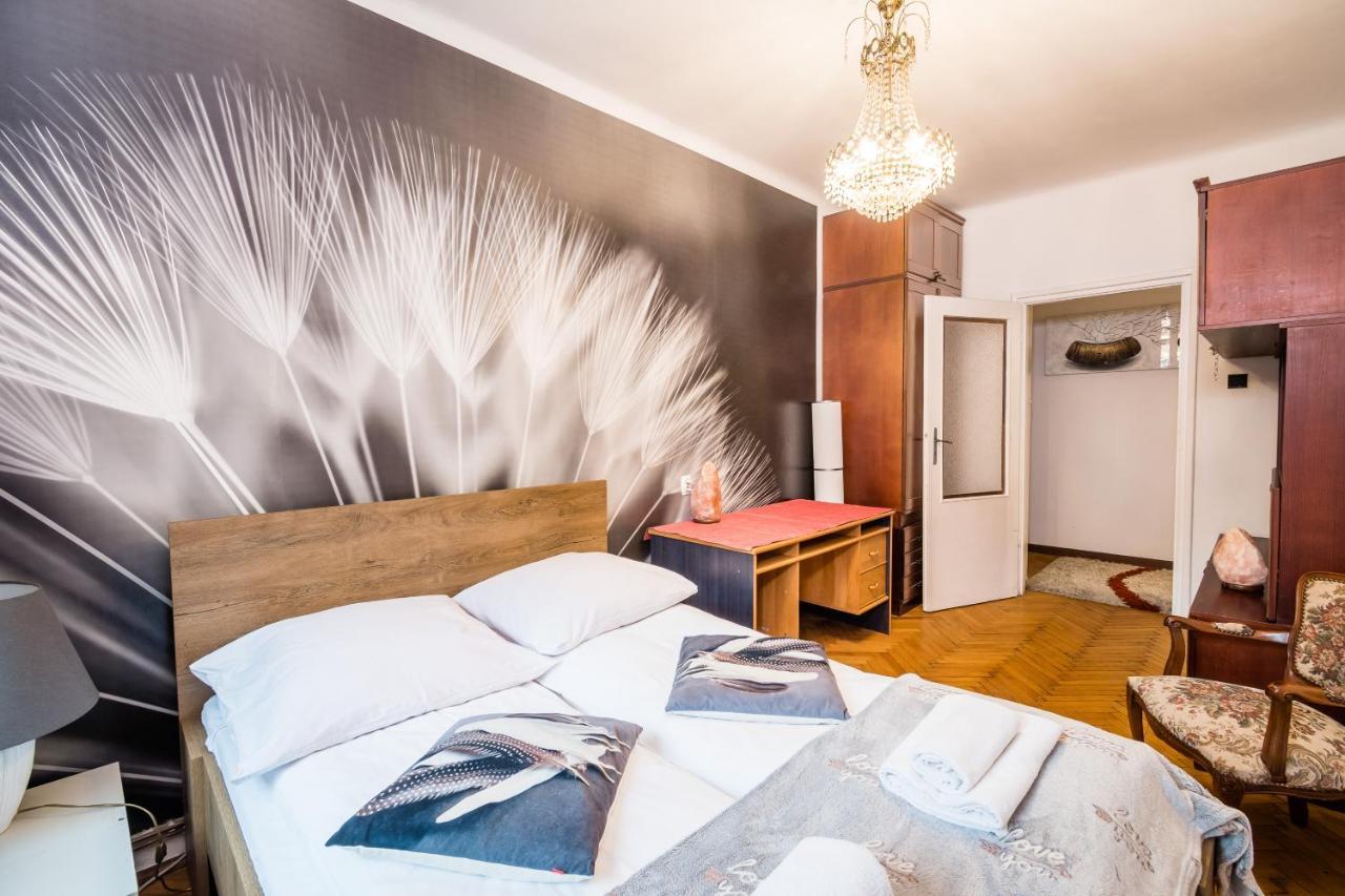 Apartament Debnicki Wawelofts Cracovia Exterior foto
